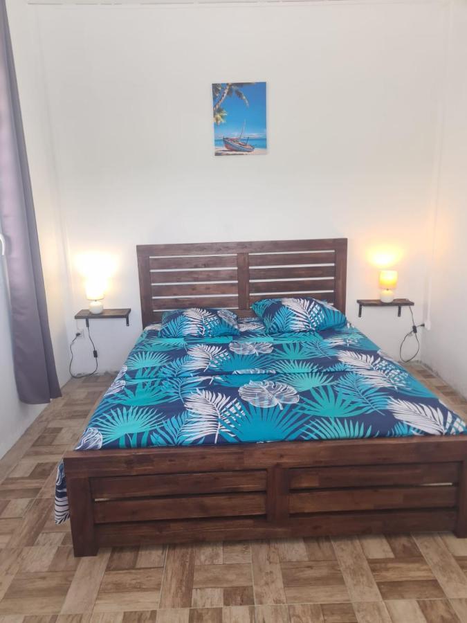 Kami Lodge F3 Jacuzzi Riviere-Salee Exterior photo